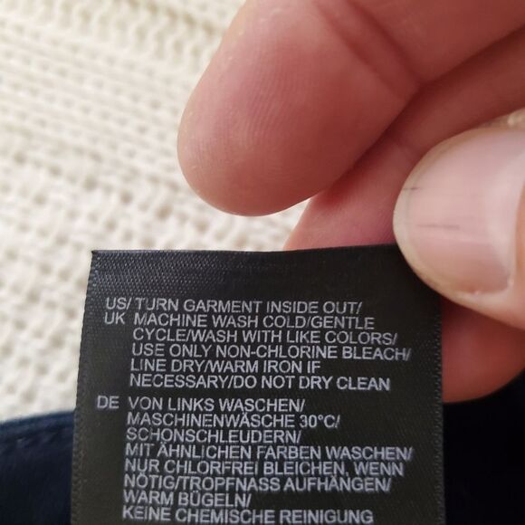 Curves 360 by NYDJ Shape Slim Straight Jeans w/ Bottom Side Slits sz 8=28x25 - Picture 13 of 13